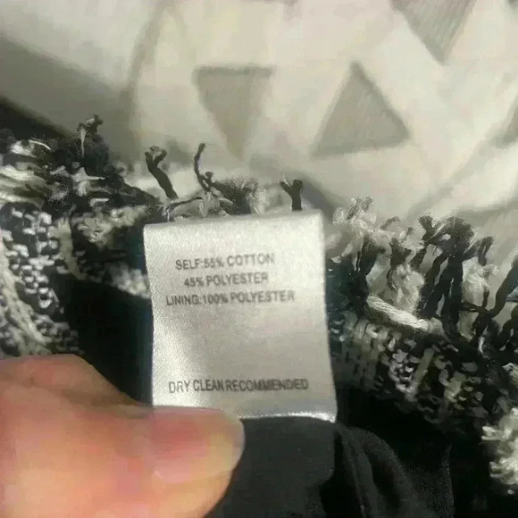 Ali & Jay Tweed Blazer - Size XS A90 - Picture 6 of 7